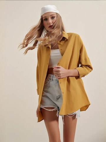 Camicia da donna di Bigdart in giallo