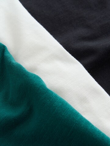 Next T-Shirt in Grau