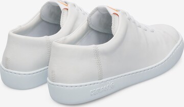 Sneaker bassa 'Peu Touring' di CAMPER in bianco