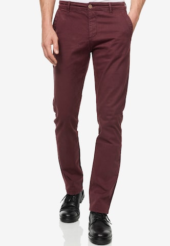 Rusty Neal Slimfit Chino in Rood: voorkant