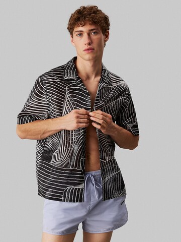 Calvin Klein Swimwear Regular Fit Hemd in Schwarz: Vorderseite