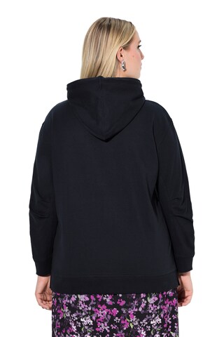 Ulla Popken Sweatshirt in Schwarz
