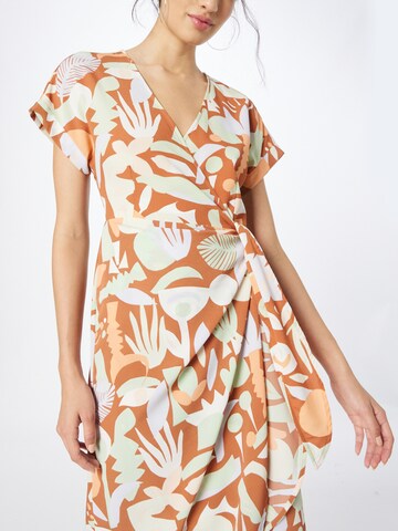 Monki Dress in Brown