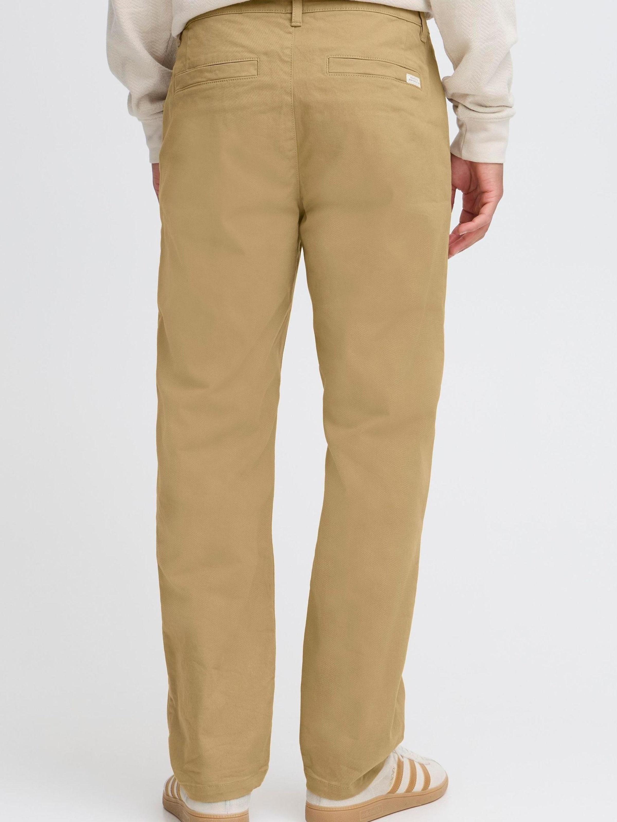 BLEND Loose fit Chino Pants 'Natan' in Sand | ABOUT YOU