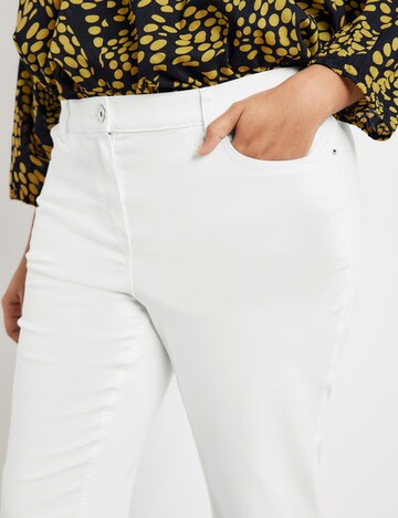 SAMOON Regular Jeans 'Betty' in White