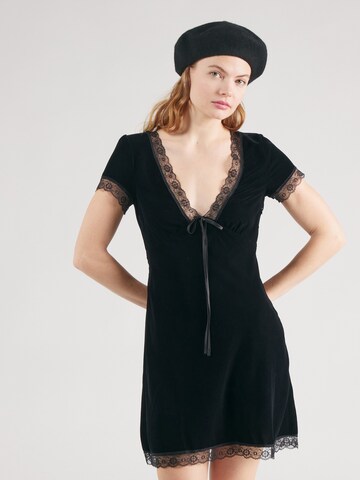 TOPSHOP Φόρεμα σε μαύρο: μπροστά