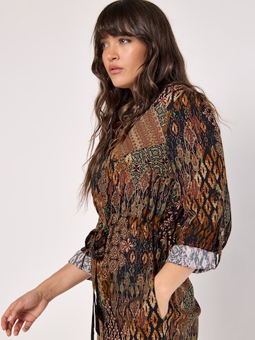 Robe d’été Apricot en mélange de couleurs