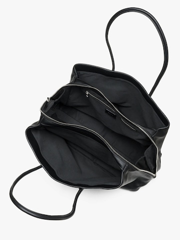 Estro Handbag '3251-0' in Black