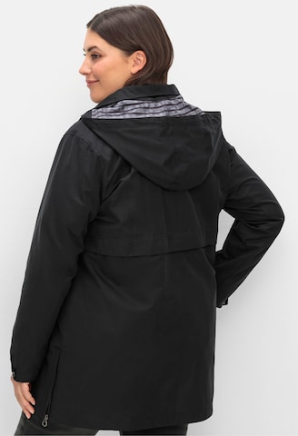 SHEEGO Overgangsparka i sort