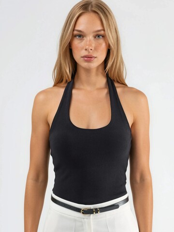 Hiccup Top in Black: front