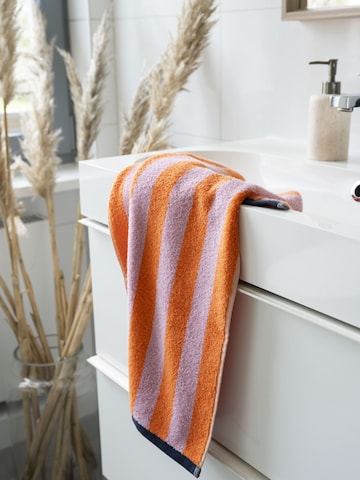 Herzbach home Towel 'Good Vibes' in Pink: front