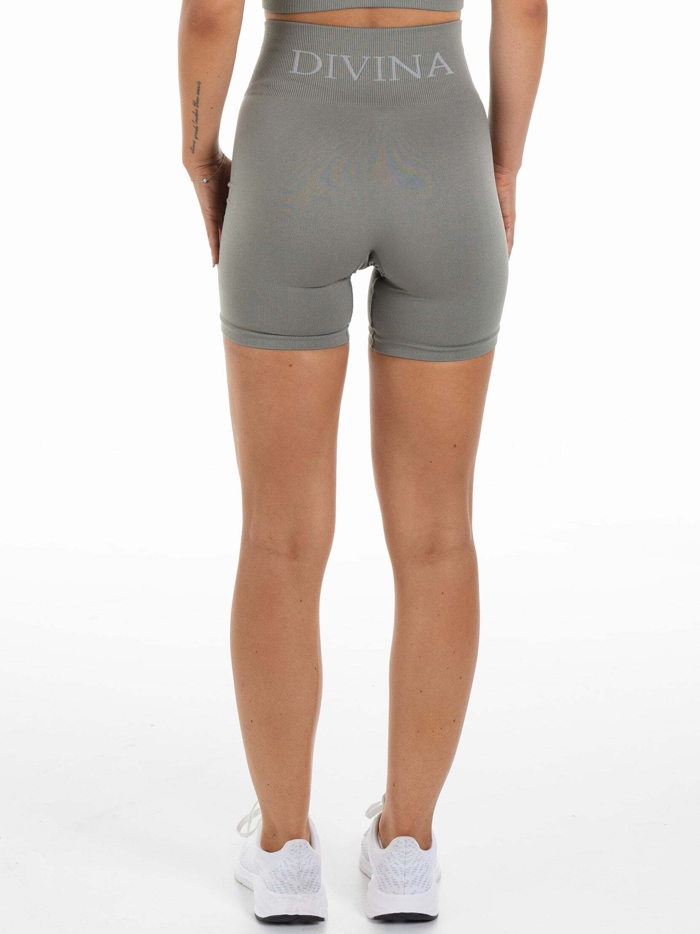 Skinny Pantalon de sport 'Conscious' Divina en gris