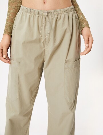 Koton Tapered Hose in Grün