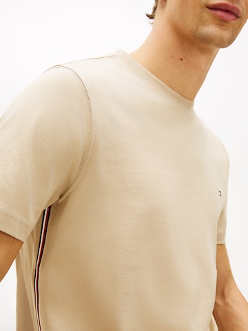 TOMMY HILFIGER T-Shirt in Beige