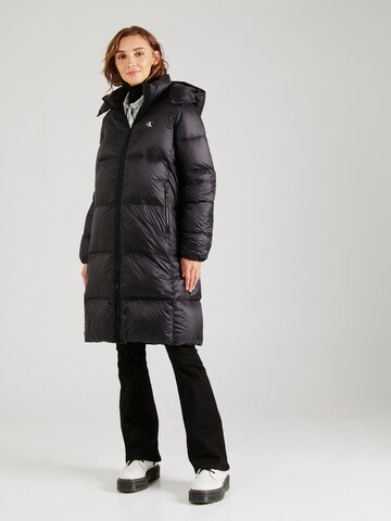 Cappotto invernale di Calvin Klein Jeans in nero: frontale