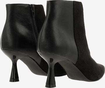 BULLBOXER Ankle Boots in Black