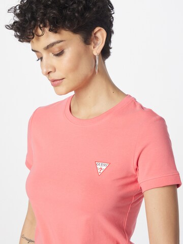 GUESS - Camiseta en rosa
