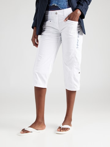 Soccx Regular Pants in White: front
