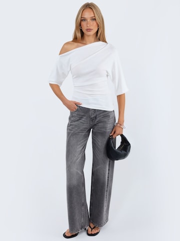 Busem Blouse in White