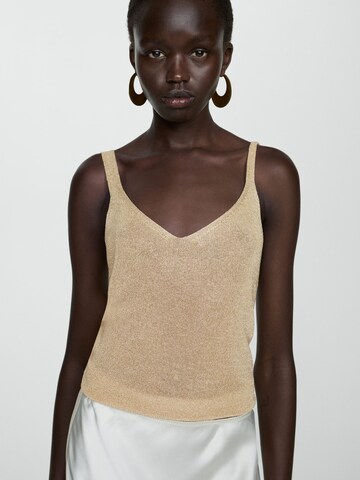 Tops en tricot 'KLING' MANGO en or