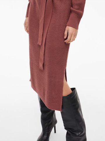 Rochie tricotat 'VIBUBBA' de la VILA pe roșu