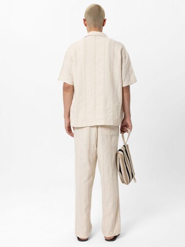 VAMOS CLO Comfort fit Button Up Shirt 'Crocus' in White