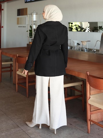 MODAMIHRAM Winter jacket in Black