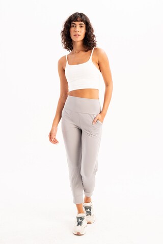 Bustier Soutien-gorge de sport Justever en blanc : devant