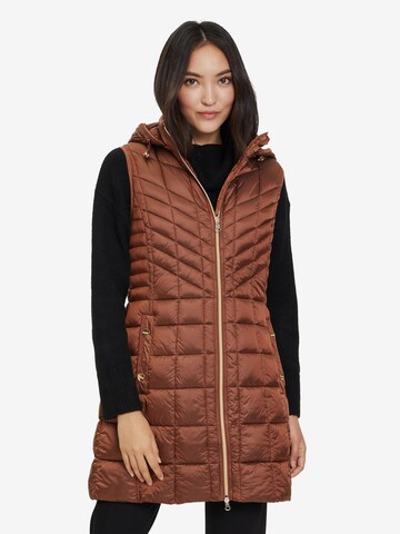 Betty Barclay Vest in Brown: front