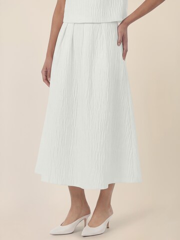 APART Skirt in Beige: front