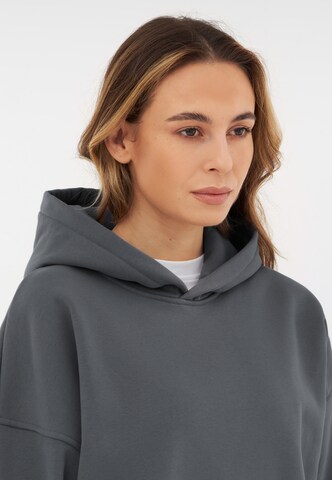 Felpa 'Cody Oversized' di Johnny Urban in grigio