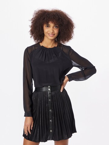 Club Monaco - Blusa en negro: frente