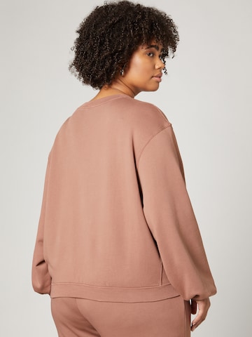 A LOT LESS Sweatshirt 'Haven' in Brown