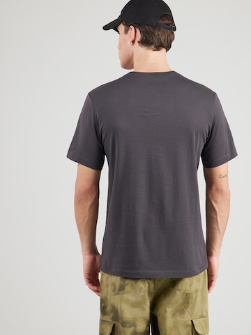 T-Shirt 'FUTURA' Nike Sportswear en gris