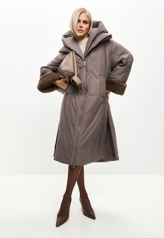 CESARE GASPARI Wintermantel in Beige