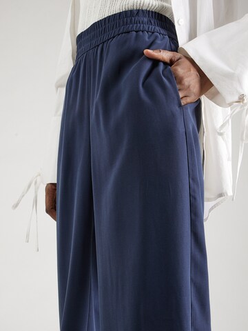 Wide leg Pantaloni 'Carmen' di VERO MODA in blu