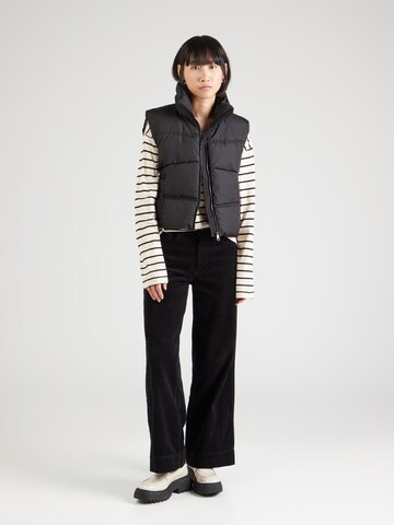 Monki Shirt in White