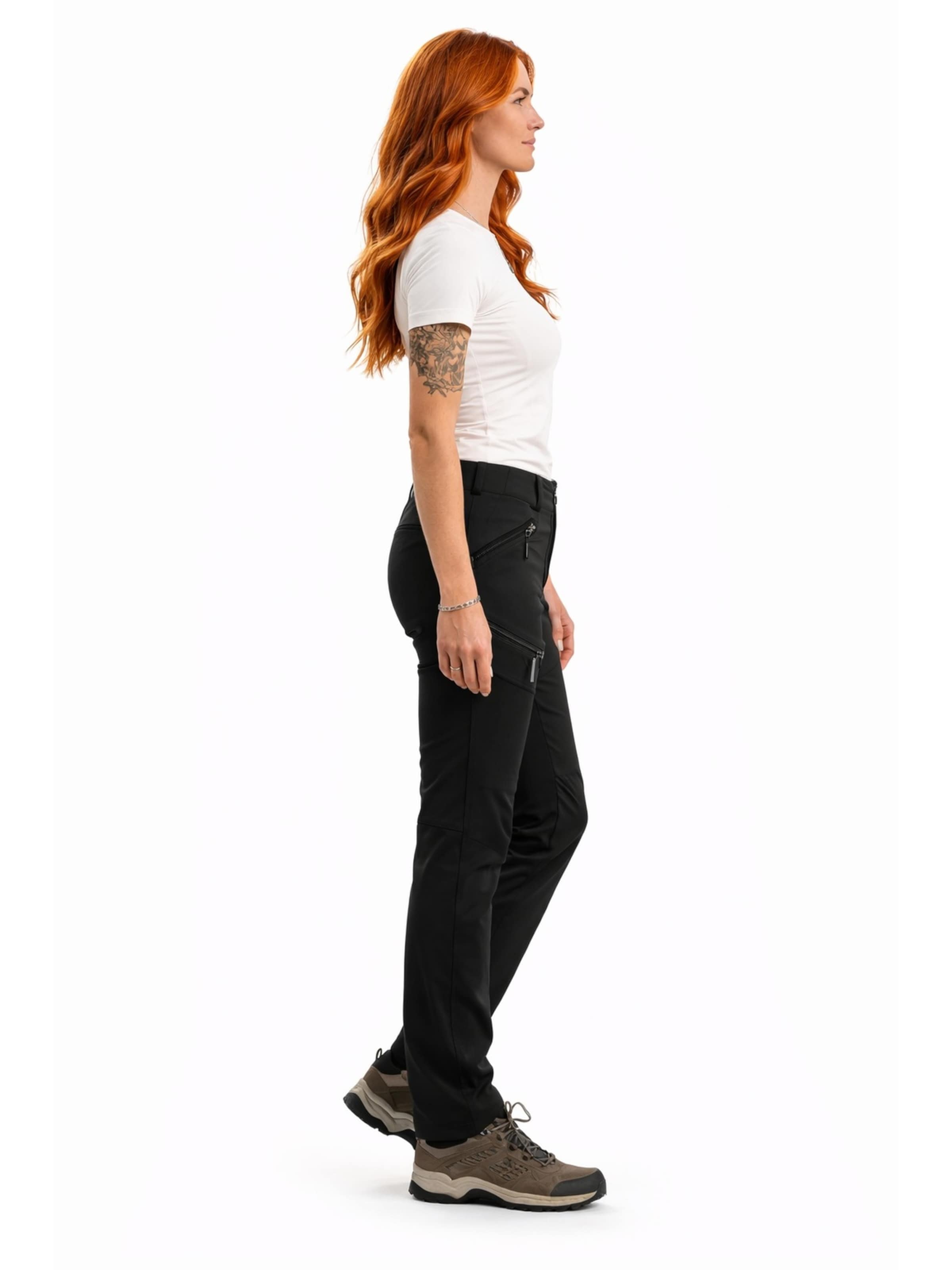 deproc Slim fit Outdoor Pants in Black