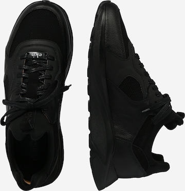 EKN Footwear - Sapatilhas baixas 'LARCH' em preto