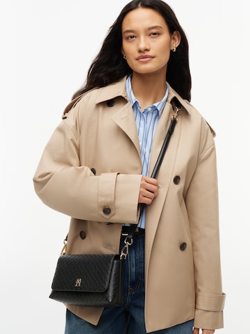 melns TOMMY HILFIGER Pleca soma 'CROSSOVER MONO'