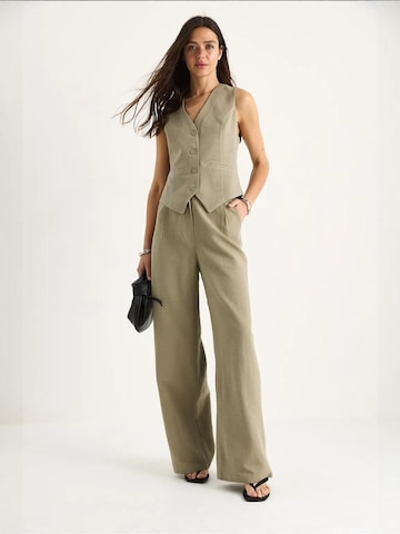 Bianco Lucci Pantsuit in Green