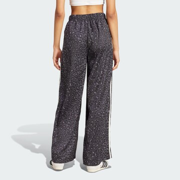 ADIDAS ORIGINALS Wide Leg Hose in Braun