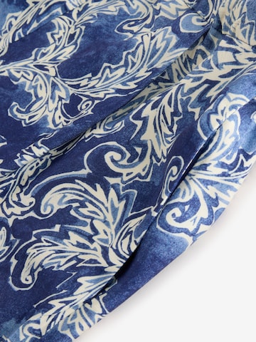regular Pantaloni con pieghe di Bhoem in blu