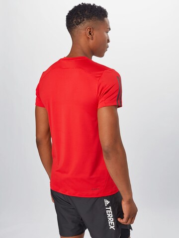 ADIDAS SPORTSWEAR - Camisa funcionais em vermelho