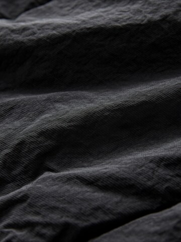 Next Vest in Black
