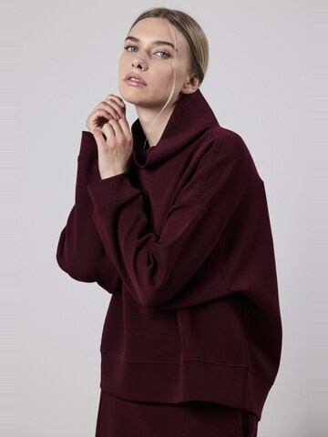 OWN Off With NatureSweater majica 'Felpa Collo Alto Loose Fit in Interlock Burgundy' - crvena boja