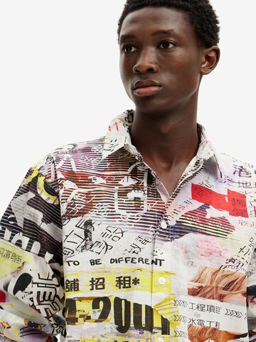 Coupe regular Chemise Desigual en mélange de couleurs