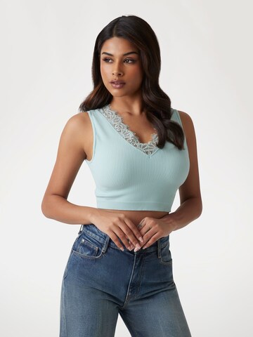 GUESS Top in Blau: Vorderseite