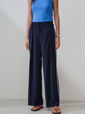 Next Wide leg Bandplooibroek in Blauw: voorkant
