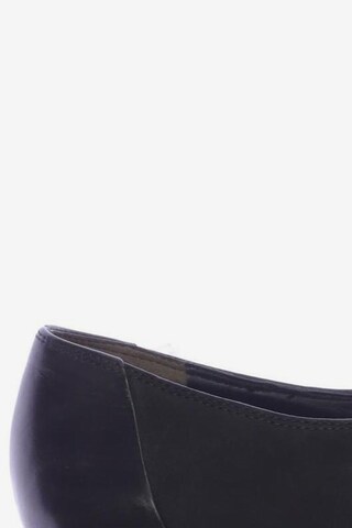 Paul Green Flats & Loafers in 38 in Black